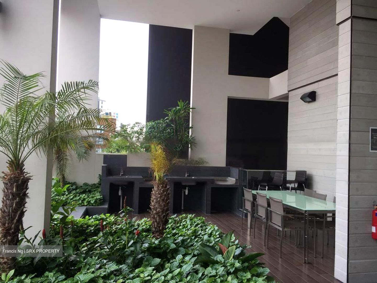 The Water Edge (D14), Apartment #473745881